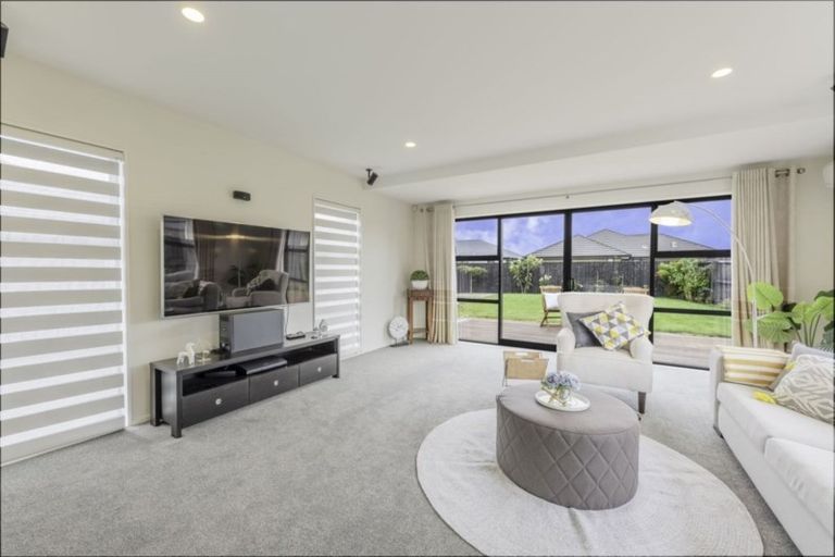 Photo of property in 21 Mackinder Drive, Wigram, Christchurch, 8042