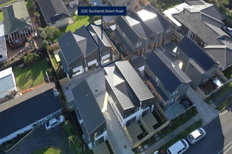 Photo of property in 315d Bucklands Beach Road, Bucklands Beach, Auckland, 2012