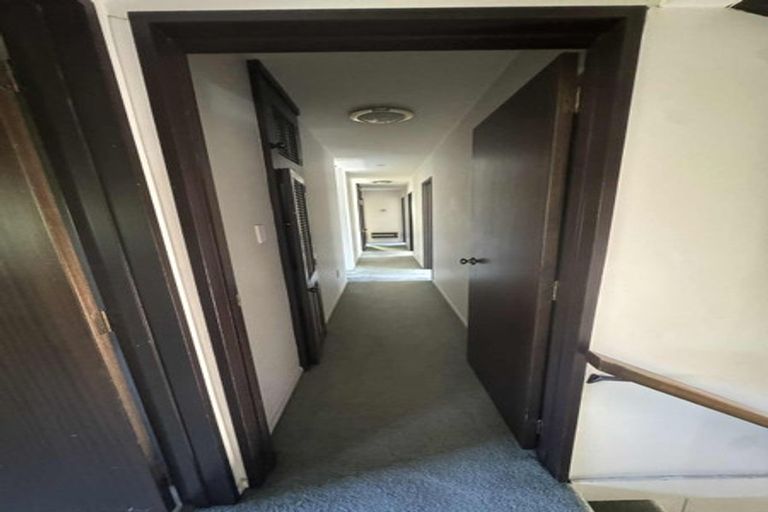 Photo of property in 83 Landsdowne Terrace, Cashmere, Christchurch, 8022