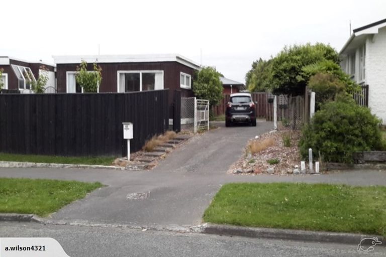 Photo of property in 67 Nortons Road, Avonhead, Christchurch, 8042