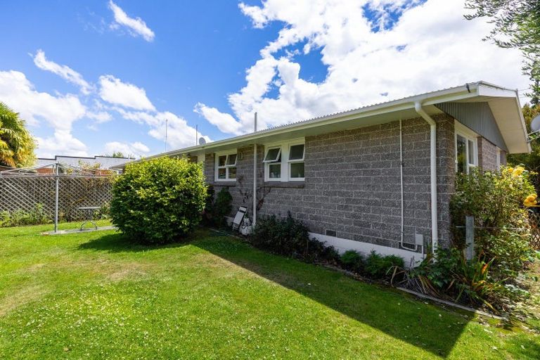 Photo of property in 2/9 Dillon Street, Blenheim, 7201