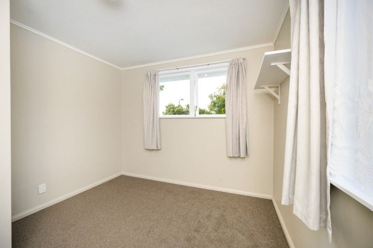 Photo of property in 26 Farnham Avenue, Highbury, Palmerston North, 4412