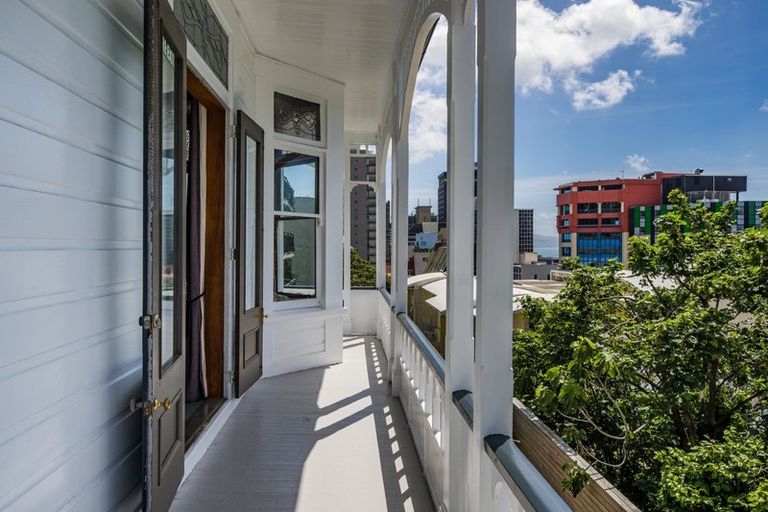 Photo of property in 219u2 The Terrace, Wellington Central, Wellington, 6011