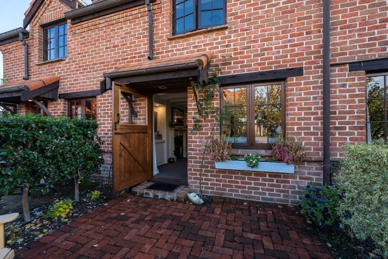 Photo of property in 8/6 Quiet Woman Way, Monaco, Nelson, 7011