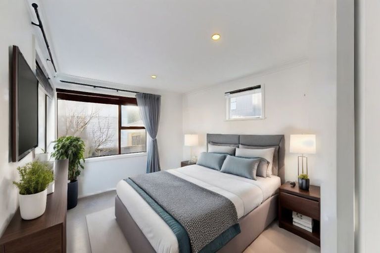 Photo of property in 14c Bracken Road, Newlands, Wellington, 6037