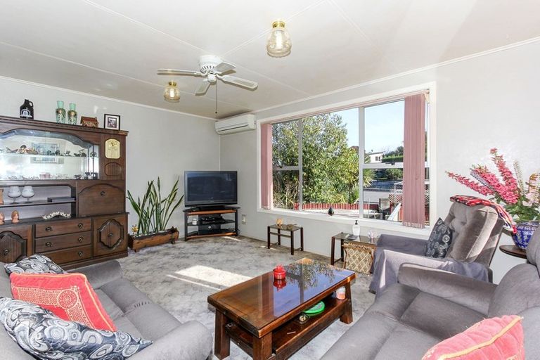 Photo of property in 13a Oawai Place, Marfell, New Plymouth, 4310