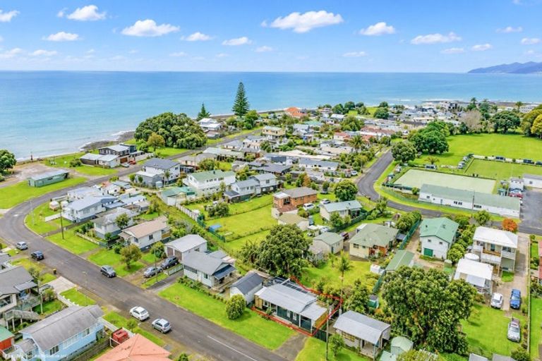Photo of property in 10 Tatahi Street, Te Puru, Thames, 3575