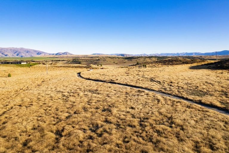 Photo of property in 415 Manuka Terrace, Ben Ohau, Twizel, 7999
