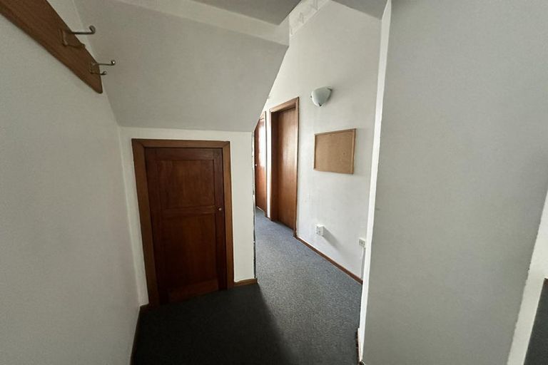 Photo of property in 11 Caroline Street, Mount Victoria, Wellington, 6011