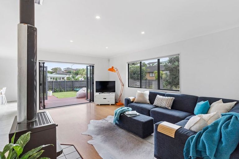 Photo of property in 8 Toomer Place, Beachlands, Auckland, 2018