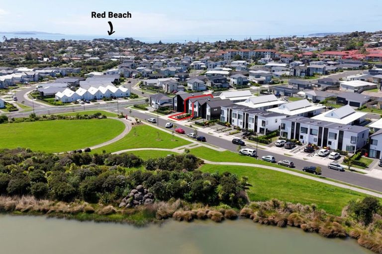 Photo of property in 5 Koura Drive, Red Beach, 0932