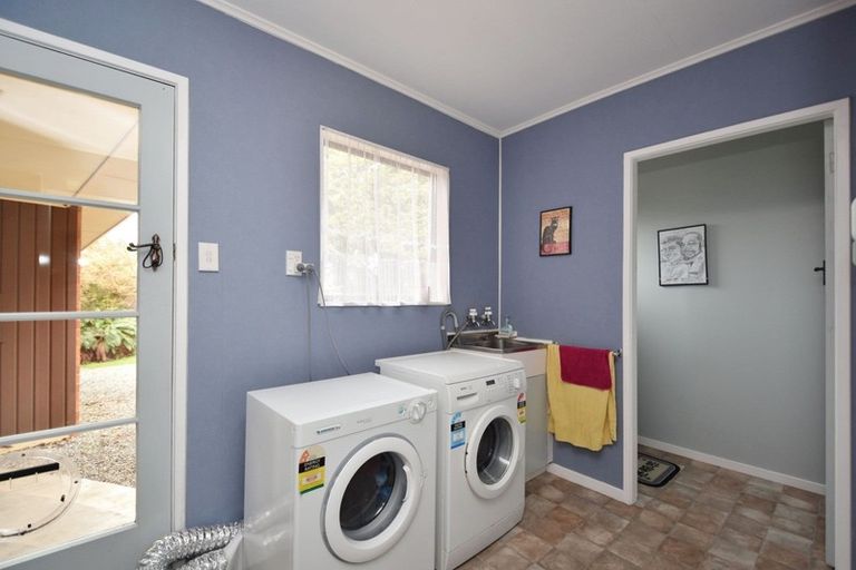 Photo of property in 44 Awarua Road, Otatara, Invercargill, 9879