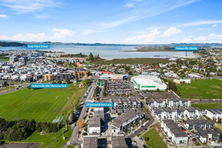 Photo of property in 18 Memorial Park Lane, Hobsonville, Auckland, 0618