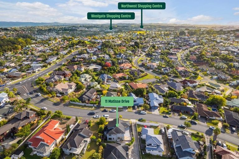 Photo of property in 11 Matisse Drive, West Harbour, Auckland, 0618