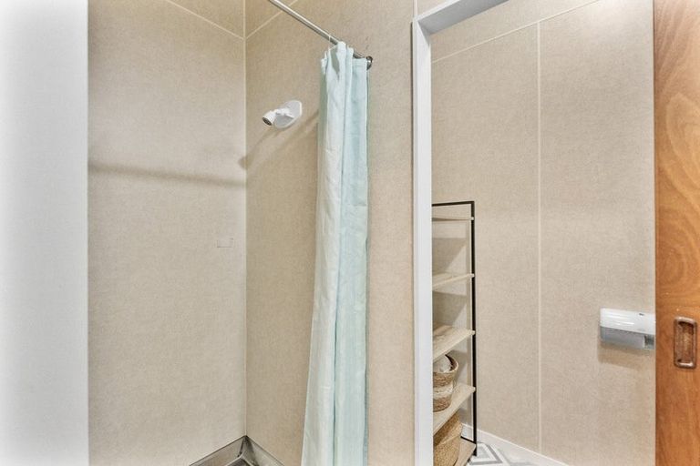 Photo of property in 51 Wairau Road, Oakura, 4314