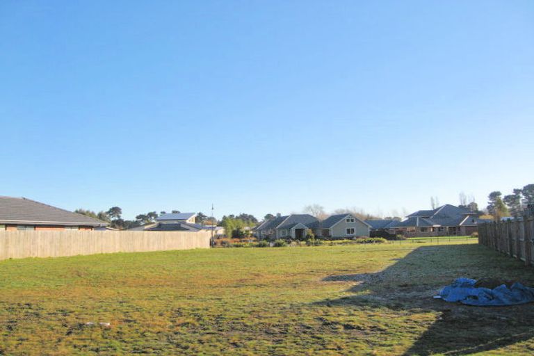 Photo of property in 7 Nautilus Place, Spencerville, Christchurch, 8083