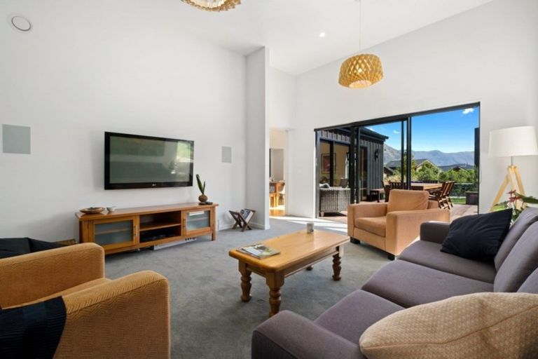 Photo of property in 57 Minaret Ridge, Wanaka, 9305