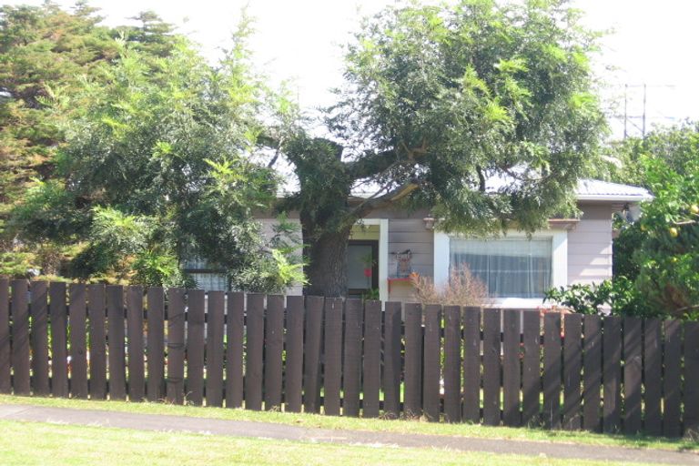 Photo of property in 1/34 Koromiko Street, New Lynn, Auckland, 0600