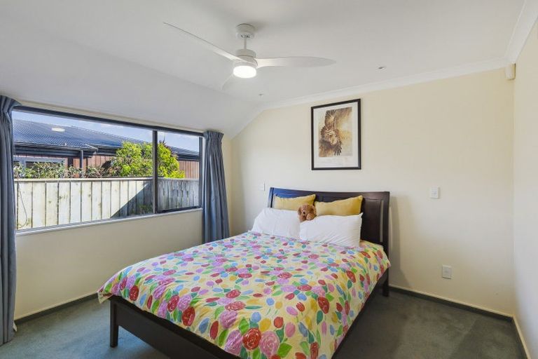 Photo of property in 111 Milne Drive, Paraparaumu, 5032