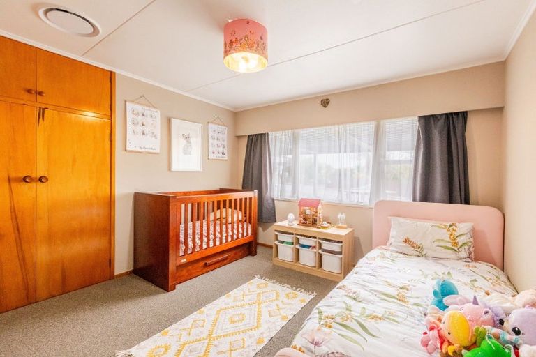 Photo of property in 12 Tutanekai Street, Waipukurau, 4200