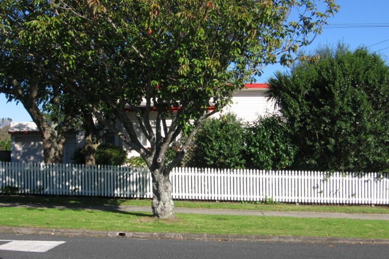 Photo of property in 1/40 Cambridge Terrace, Papatoetoe, Auckland, 2025