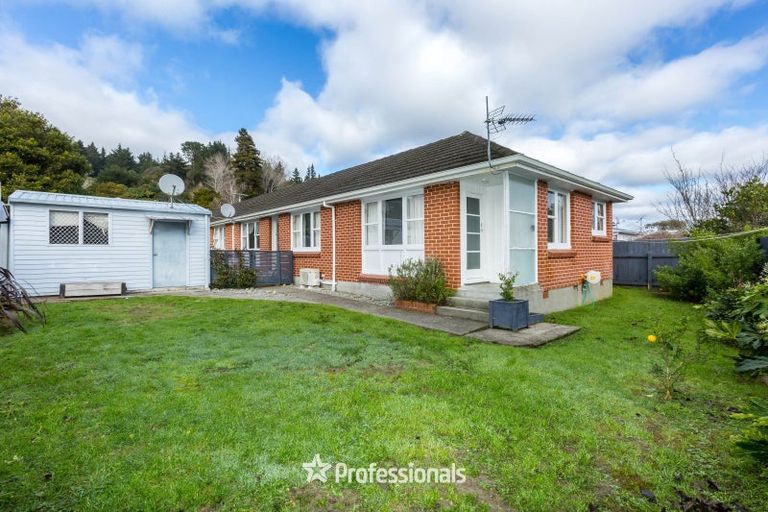 Photo of property in 3/31 Hillside Drive, Maoribank, Upper Hutt, 5018