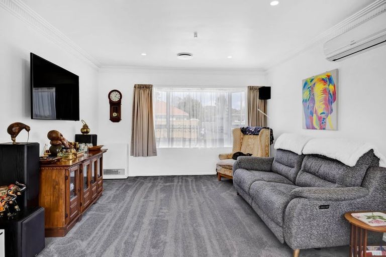 Photo of property in 14 Ropata Street, Hawera, 4610