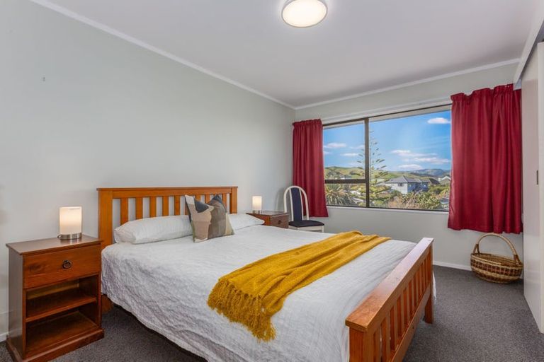 Photo of property in 31a Bodmin Terrace, Camborne, Porirua, 5026