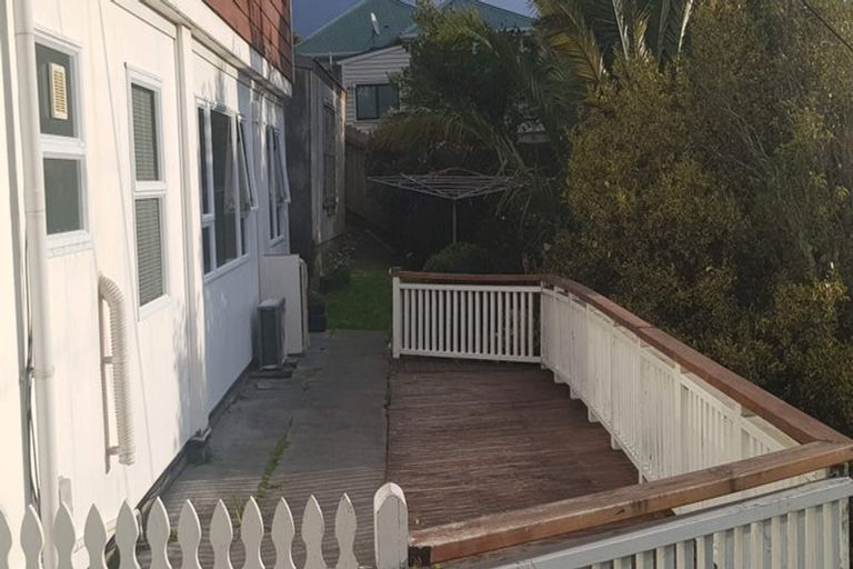 Photo of property in 132u3 Curtis Street, Northland, Wellington, 6012