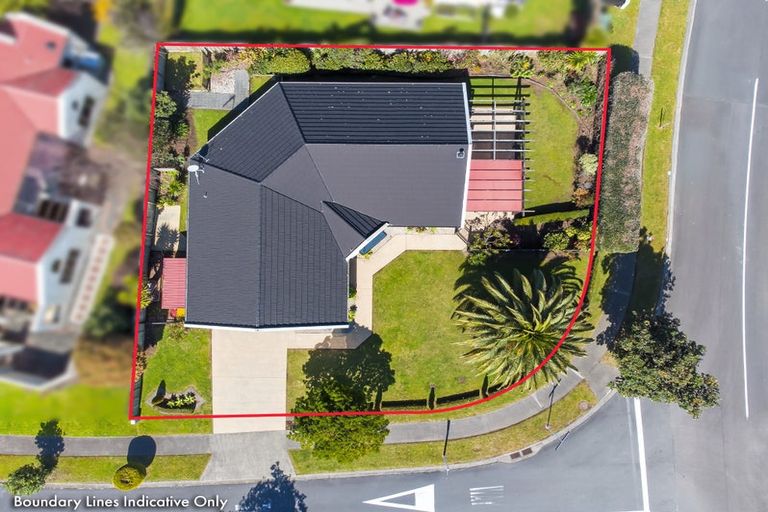 Photo of property in 2 Quadrant Heights, Paraparaumu, 5032