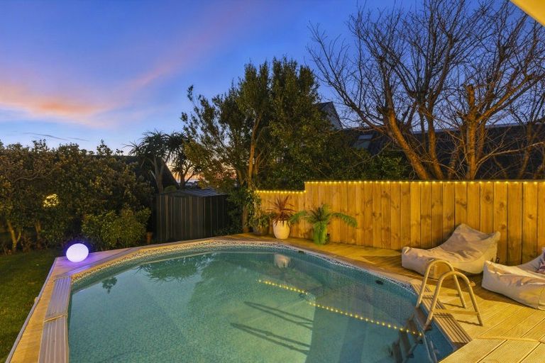 Photo of property in 42 Hicks Crescent, Waikanae Beach, Waikanae, 5036