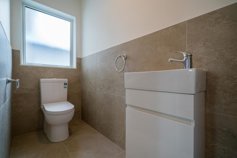 Photo of property in 10 Okareka Place, Pakuranga Heights, Auckland, 2010