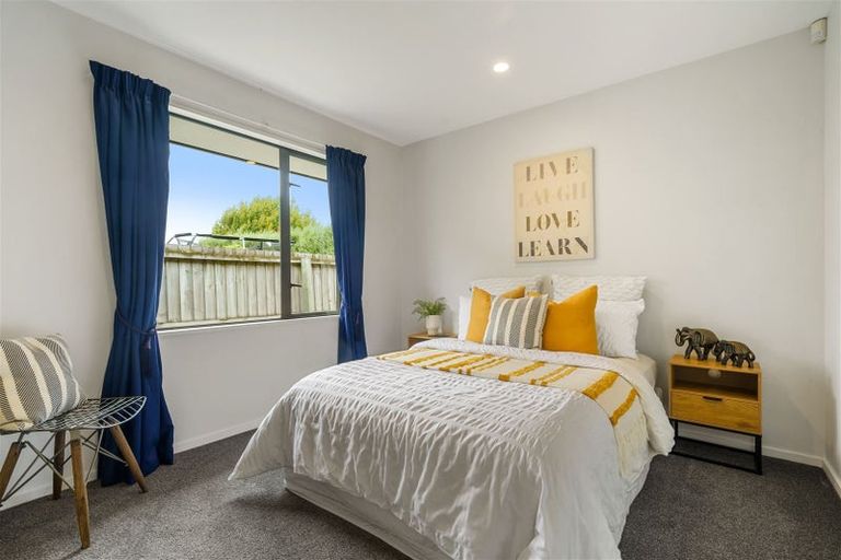 Photo of property in 14 Vangelis Lane, Mairehau, Christchurch, 8013