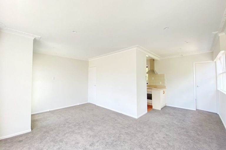 Photo of property in 13 Burlington Place, Manurewa, Auckland, 2102