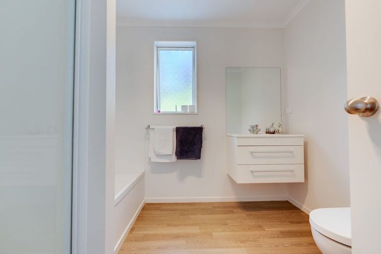 Photo of property in 66 Crane Road, Ngararatunua, Kamo, 0185