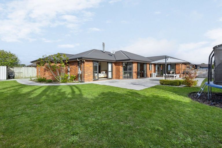 Photo of property in 48 Magellan Rise, Flagstaff, Hamilton, 3210