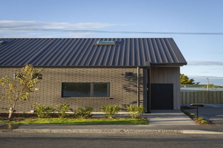 Photo of property in 3/171 Centaurus Road, Saint Martins, Christchurch, 8022