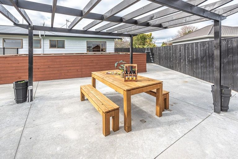 Photo of property in 20 Pukepapa Road, Marton, 4710