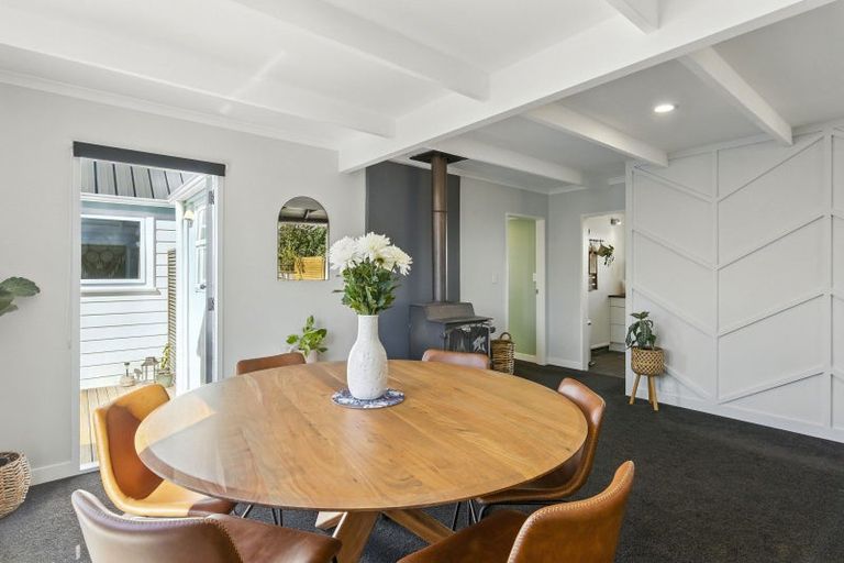 Photo of property in 13 Walton Road, Paraparaumu Beach, Paraparaumu, 5032