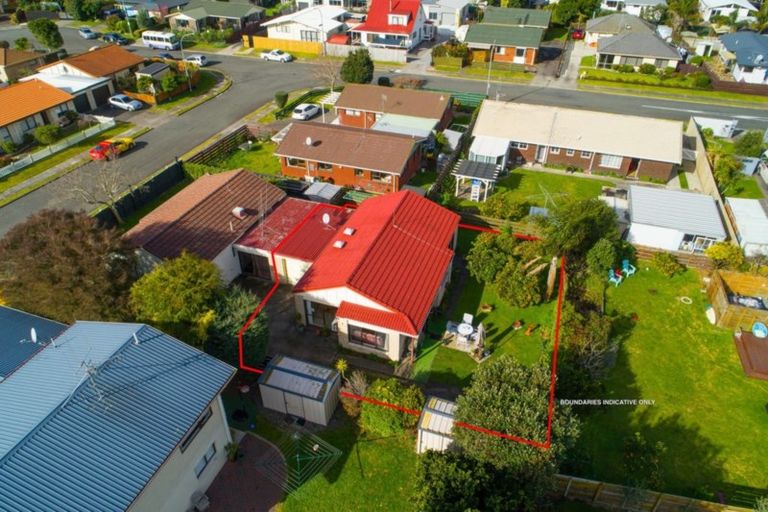 Photo of property in 3b Compton Place, Mount Maunganui, 3116