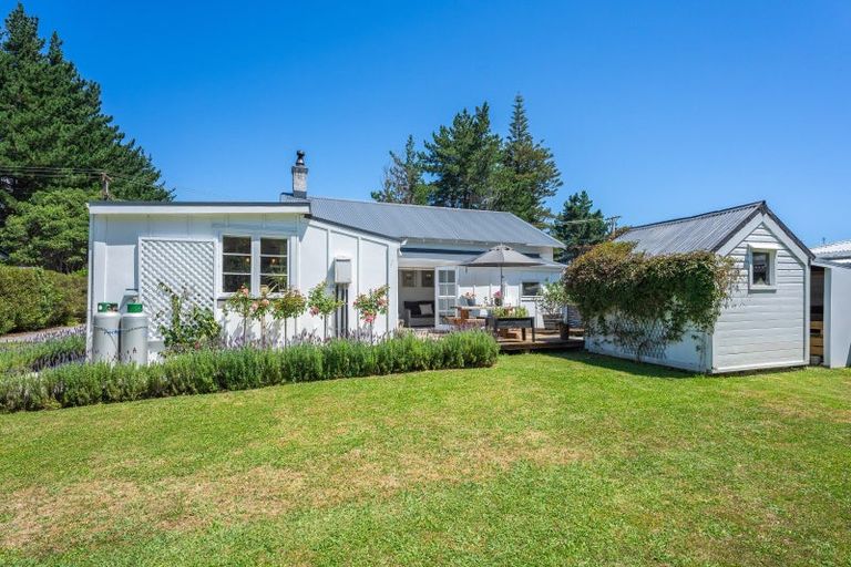 Photo of property in 56b Rahui Road, Otaki, 5512
