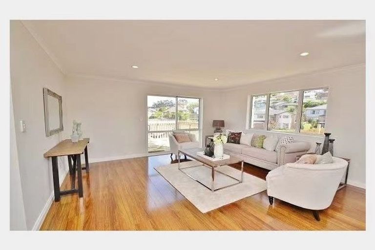 Photo of property in 42 San Prospero Crescent, Henderson, Auckland, 0612
