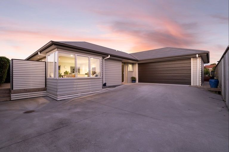 Photo of property in 51a Carysfort Street, Mount Maunganui, 3116