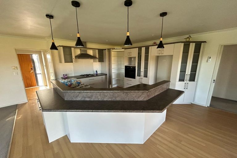 Photo of property in 186 Pacific Drive, Fitzherbert, Palmerston North, 4410