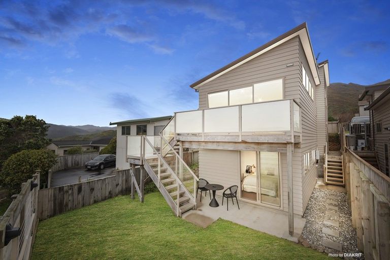 Photo of property in 86a Thurleigh Grove, Karori, Wellington, 6012