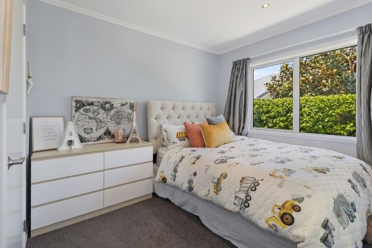 Photo of property in 22 Northwater Drive, Northwood, Christchurch, 8051