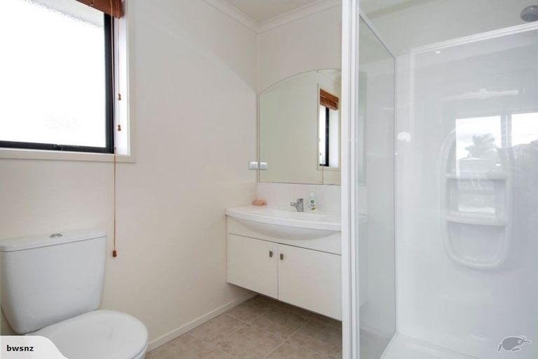 Photo of property in 23 Seabreeze Place, Papamoa Beach, Papamoa, 3118