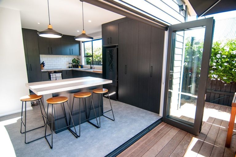 Photo of property in 117 Mackworth Street, Woolston, Christchurch, 8062