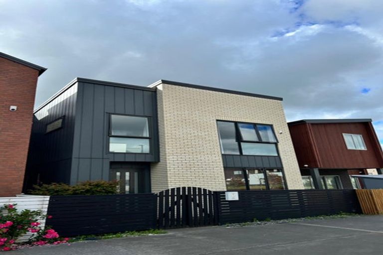 Photo of property in 72 Joshua Carder Drive, Hobsonville, Auckland, 0616