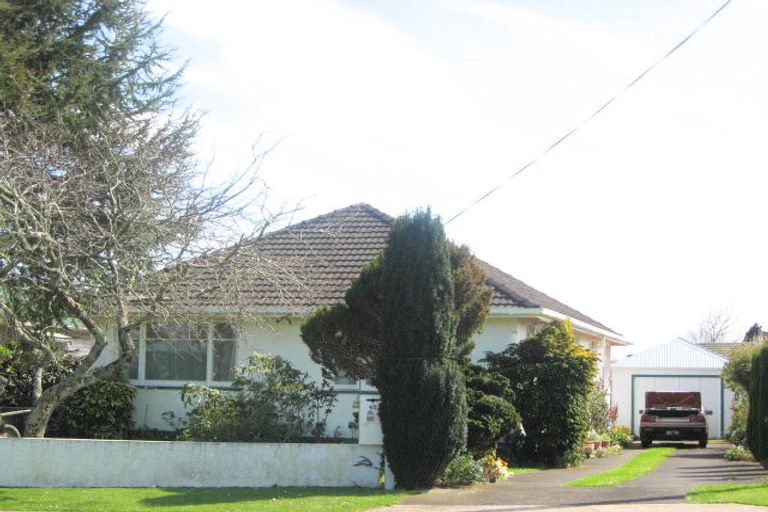 Photo of property in 42 Doralto Road, Frankleigh Park, New Plymouth, 4310